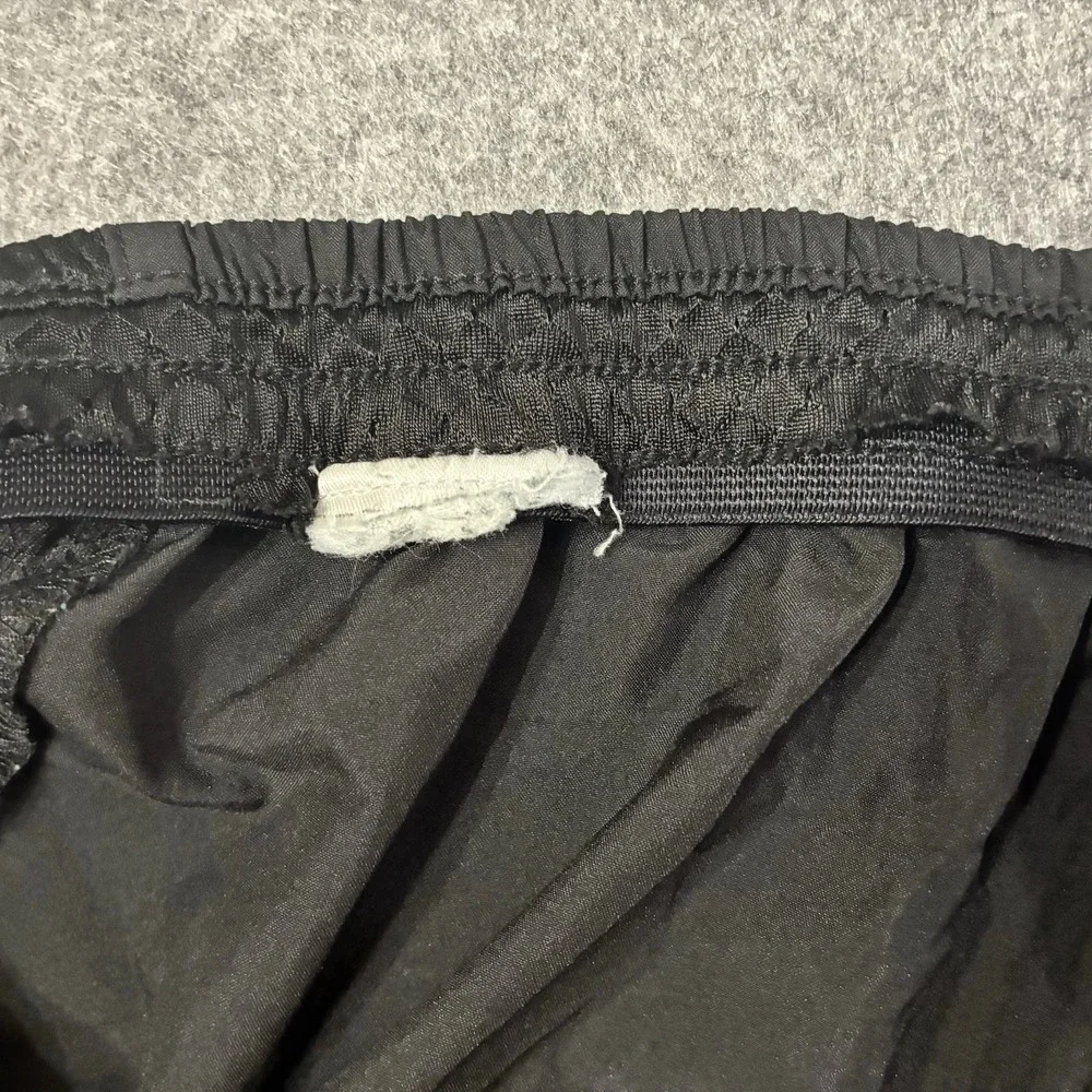Vintage Adidas Shorts Y2K Mens Medium Black 3 Stripe Soccer Running 7